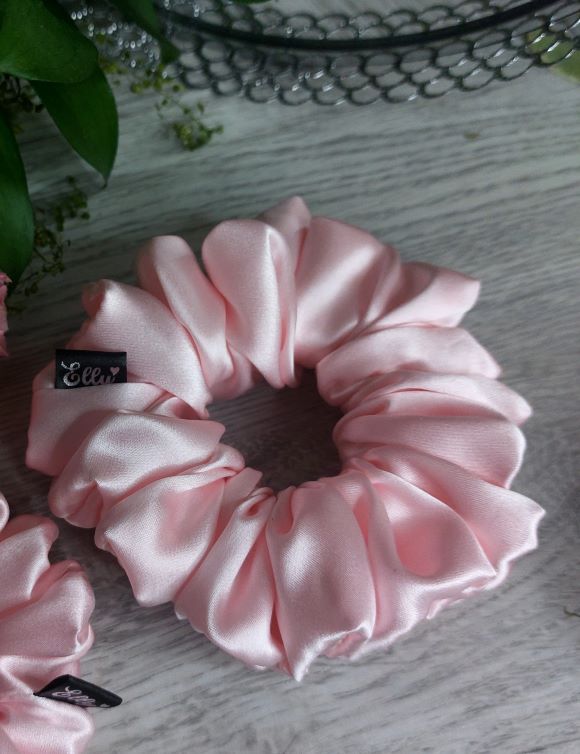 Hedvábná Baby Rose