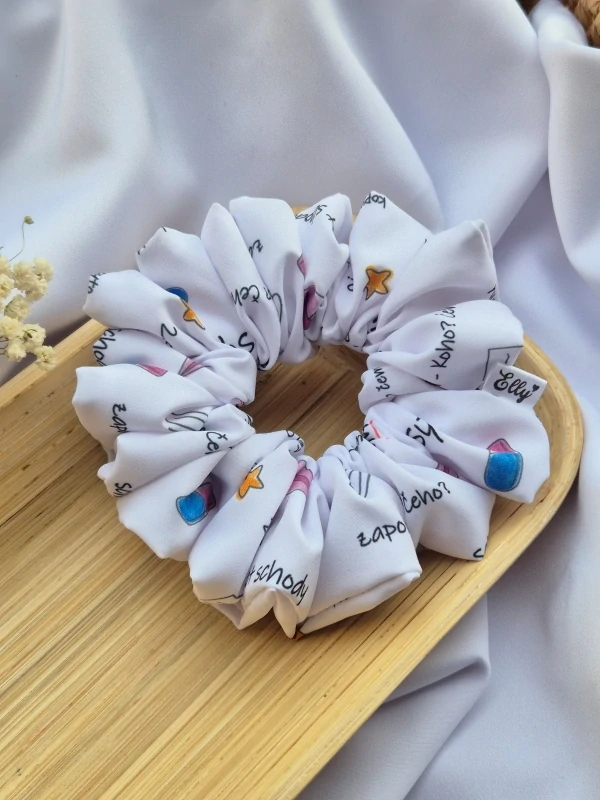 Scrunchie pro paní učitelku