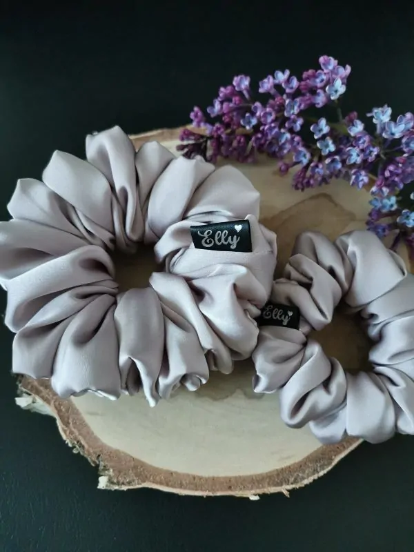 Silky taupe