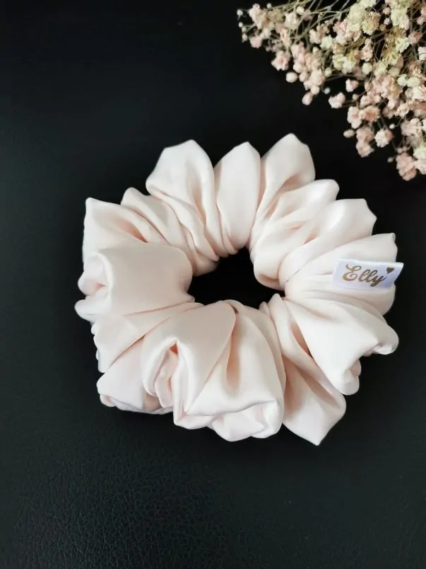 Silky světlá růžová