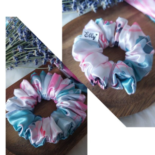 Scrunchie mentol s květy